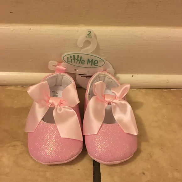 pink sparkly baby shoes